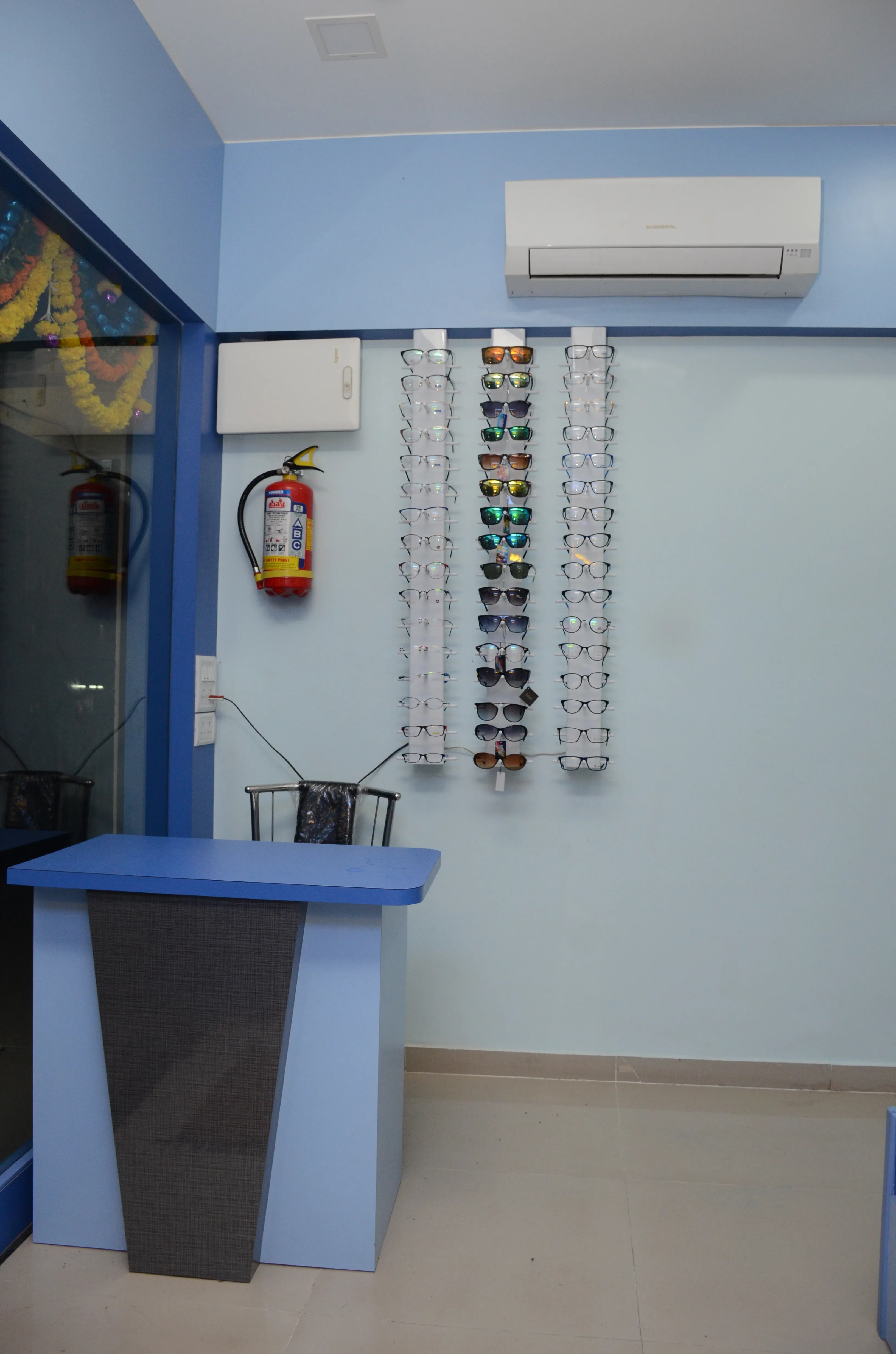 Optical display and reception desk at JECC Nallasopara East