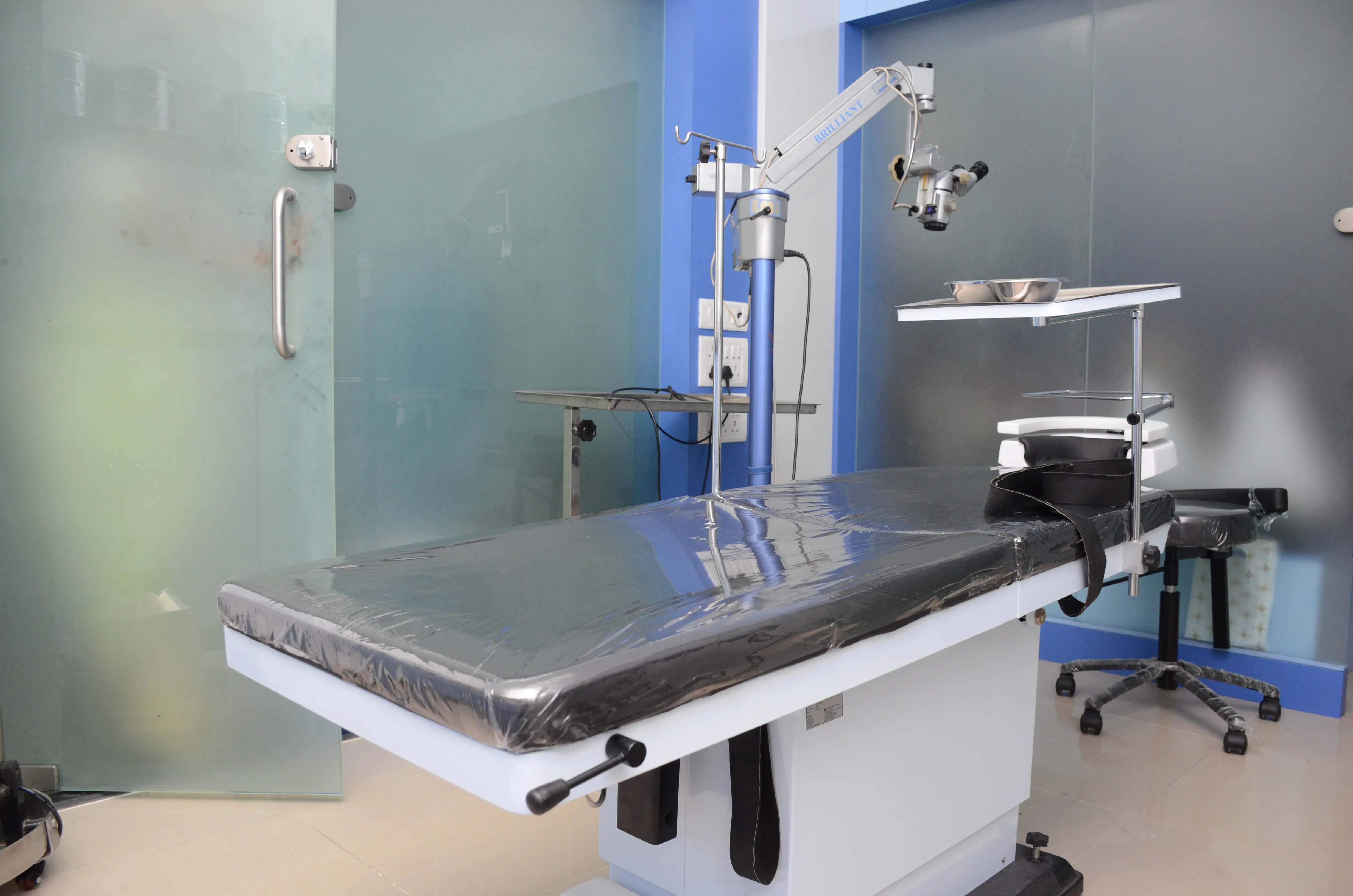 Dedicated eye procedure room at JECC Nallasopara East